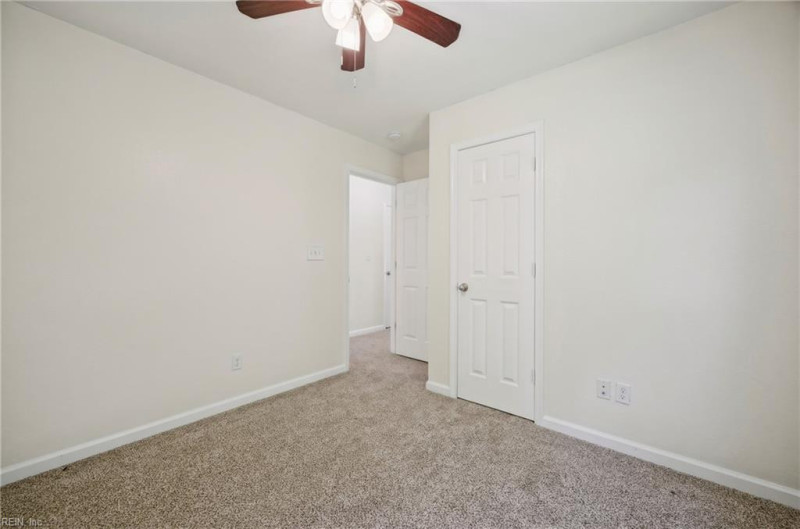Photo 29 of 50 residential for sale in Portsmouth virginia