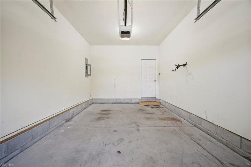 Photo 41 of 50 residential for sale in Portsmouth virginia