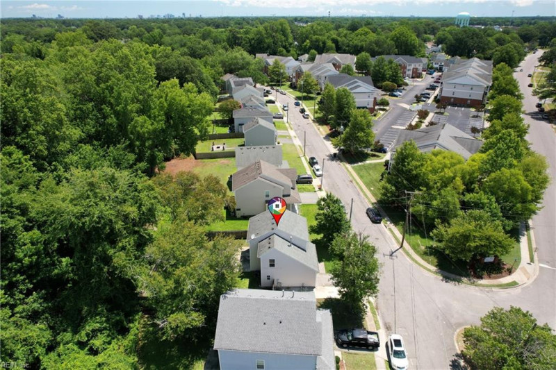 Photo 44 of 50 residential for sale in Portsmouth virginia
