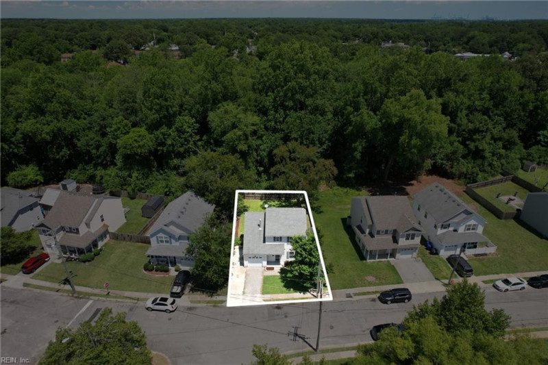 Photo 46 of 50 residential for sale in Portsmouth virginia
