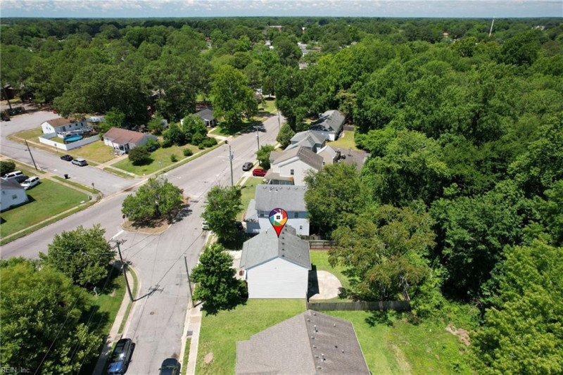 Photo 47 of 50 residential for sale in Portsmouth virginia