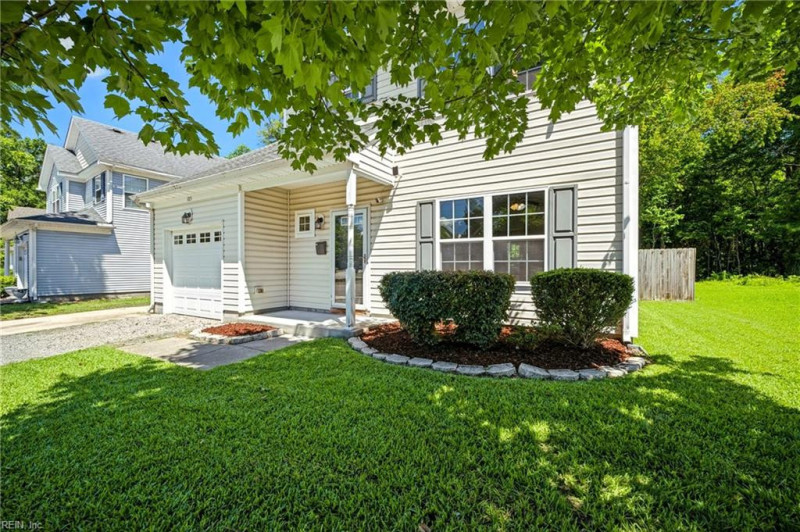 Photo 5 of 50 residential for sale in Portsmouth virginia