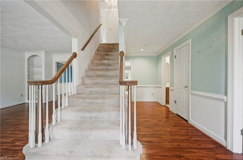 Photo 2 of 48 residential for sale in Chesapeake virginia