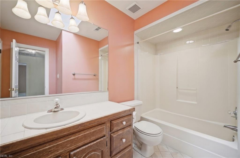 Photo 24 of 48 residential for sale in Chesapeake virginia