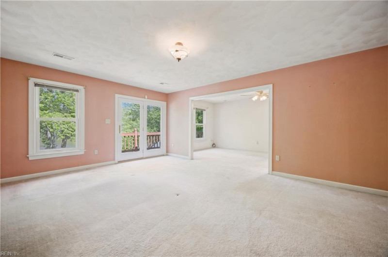 Photo 27 of 48 residential for sale in Chesapeake virginia