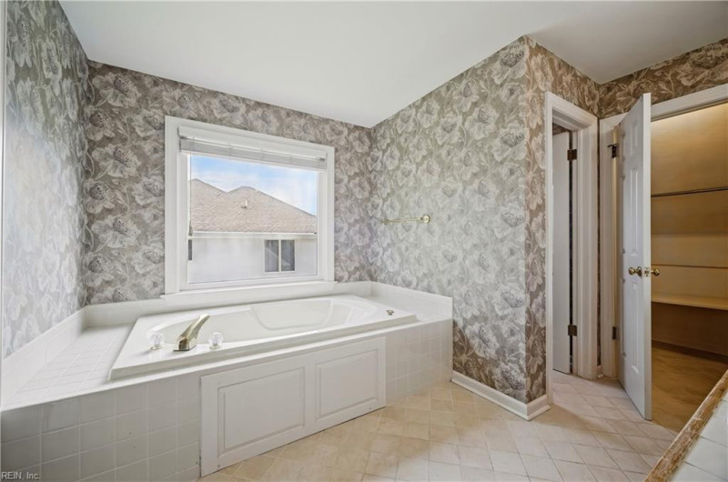 Photo 31 of 48 residential for sale in Chesapeake virginia