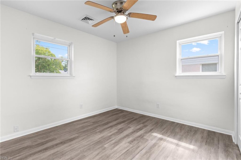 Photo 25 of 49 residential for sale in Virginia Beach virginia