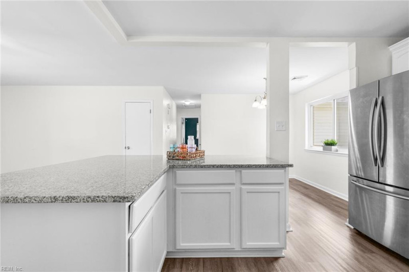 Photo 9 of 49 residential for sale in Virginia Beach virginia