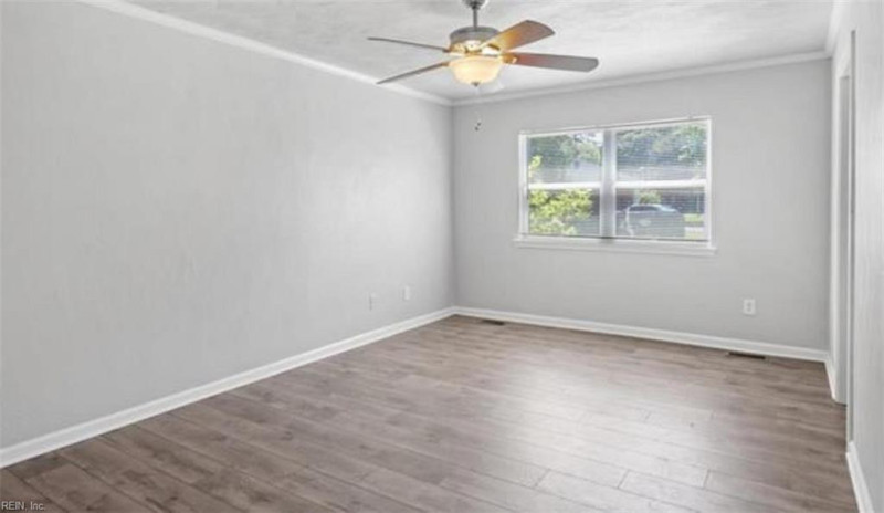 Photo 12 of 31 residential for sale in Virginia Beach virginia