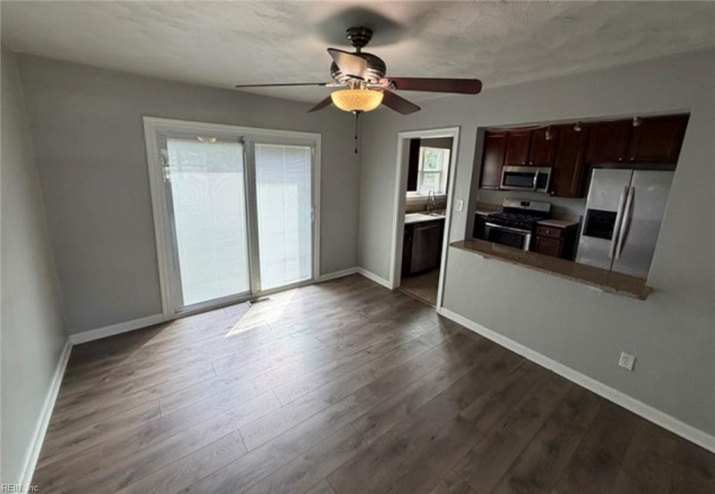 Photo 9 of 31 residential for sale in Virginia Beach virginia