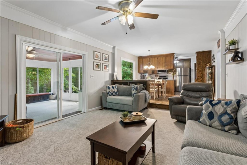 Photo 17 of 49 residential for sale in Gloucester County virginia