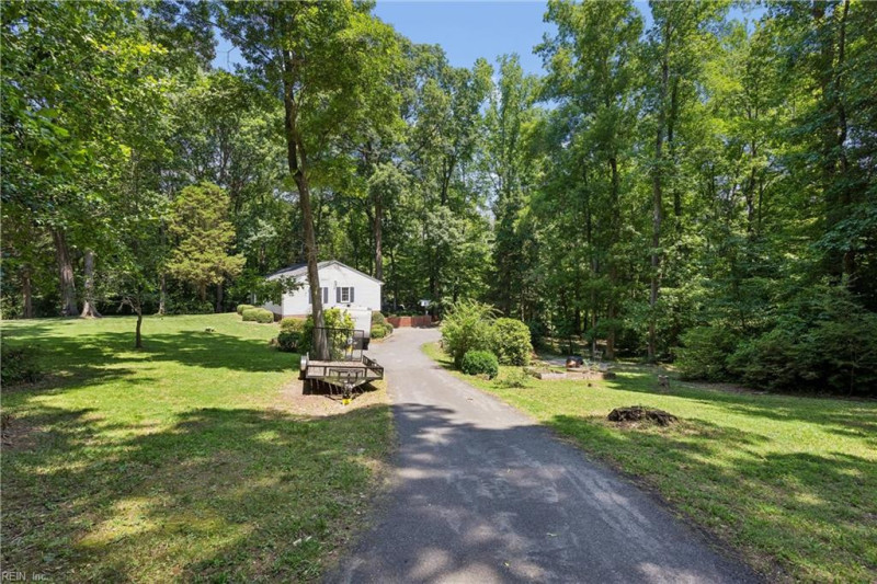 Photo 36 of 49 residential for sale in Gloucester County virginia