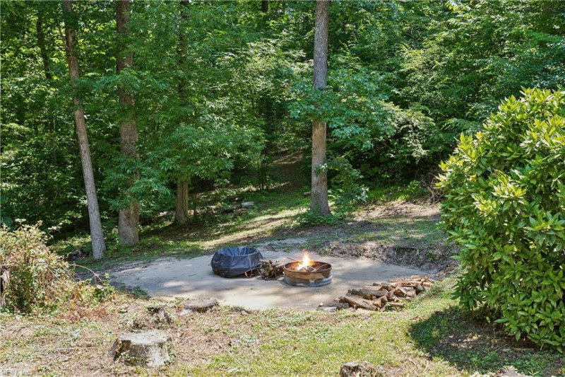 Photo 37 of 49 residential for sale in Gloucester County virginia