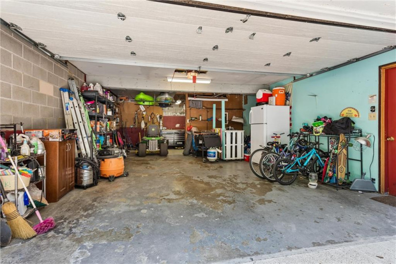 Photo 38 of 49 residential for sale in Gloucester County virginia