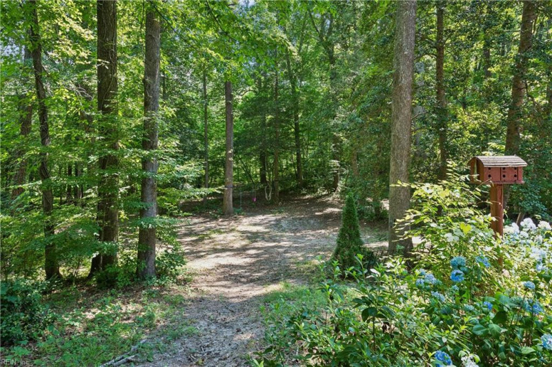 Photo 41 of 49 residential for sale in Gloucester County virginia