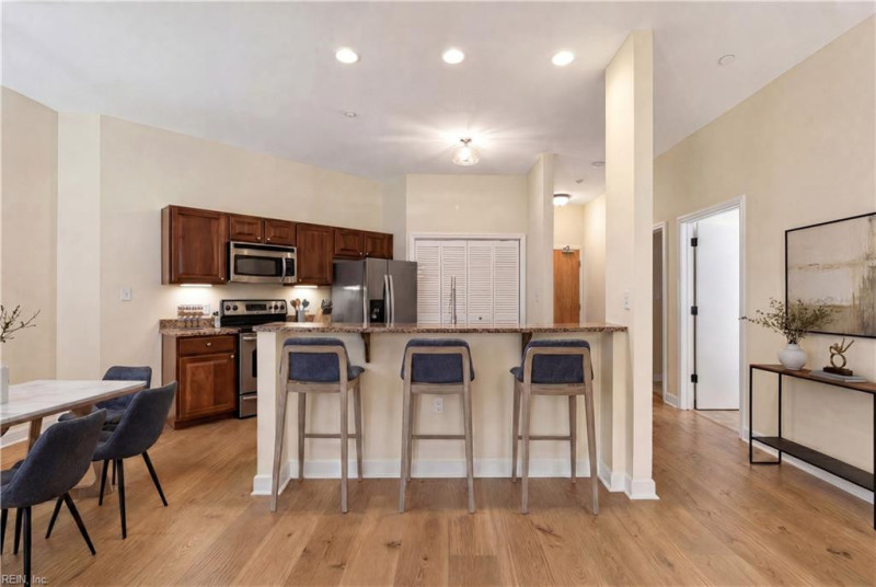 Photo 14 of 41 residential for sale in Norfolk virginia