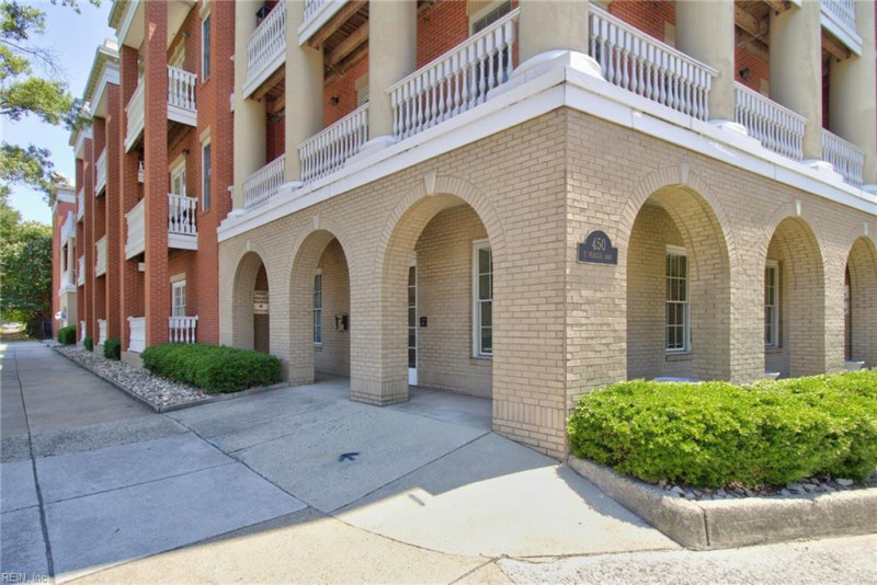 Photo 2 of 41 residential for sale in Norfolk virginia