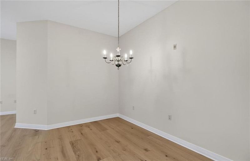 Photo 21 of 41 residential for sale in Norfolk virginia