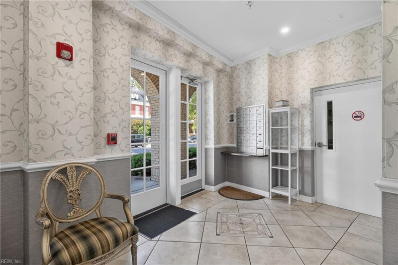 Photo 4 of 41 residential for sale in Norfolk virginia
