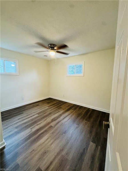 Photo 12 of 16 residential for sale in Portsmouth virginia