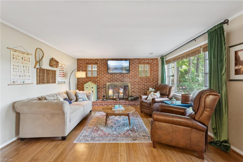 Photo 12 of 41 residential for sale in Middlesex County virginia