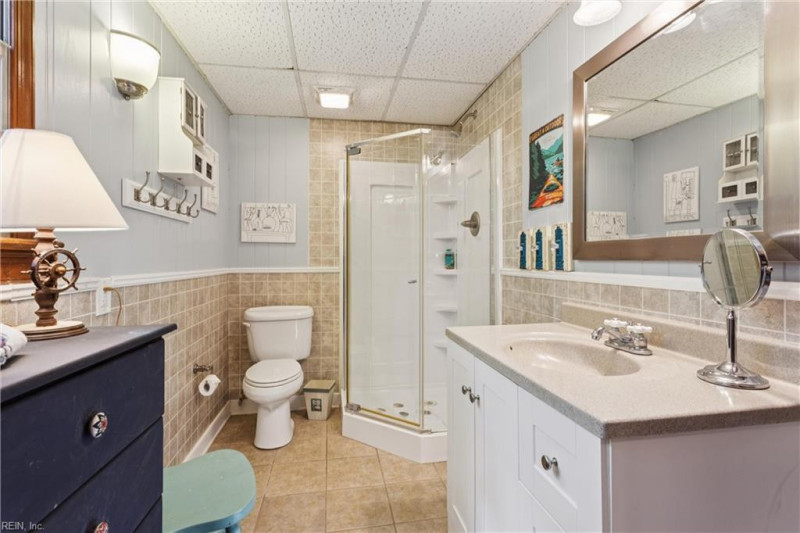 Photo 20 of 41 residential for sale in Middlesex County virginia
