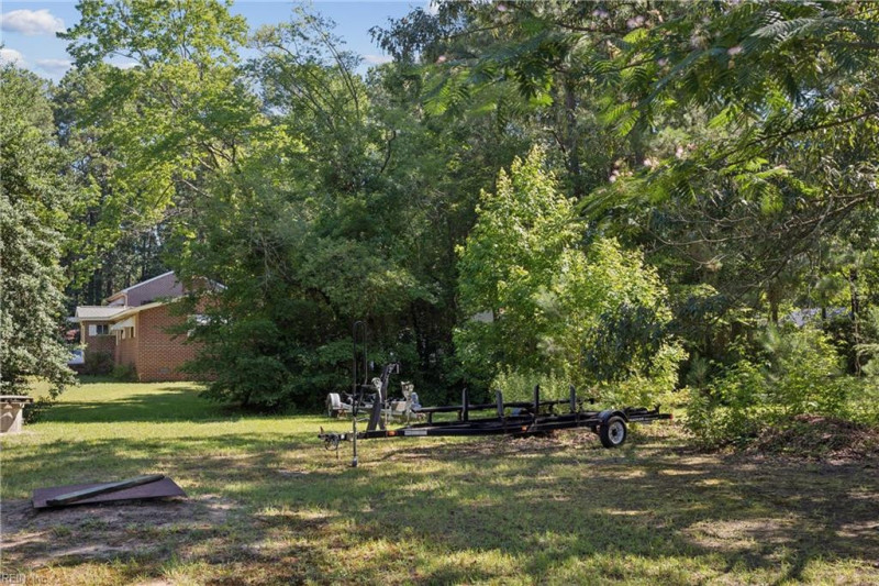 Photo 32 of 41 residential for sale in Middlesex County virginia