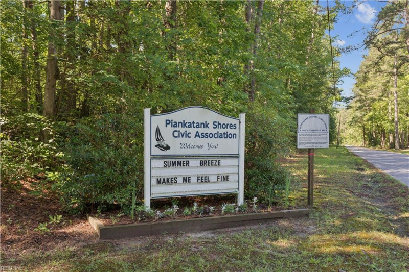 Photo 33 of 41 residential for sale in Middlesex County virginia