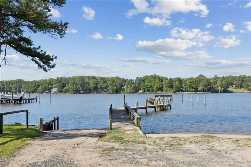 Photo 34 of 41 residential for sale in Middlesex County virginia