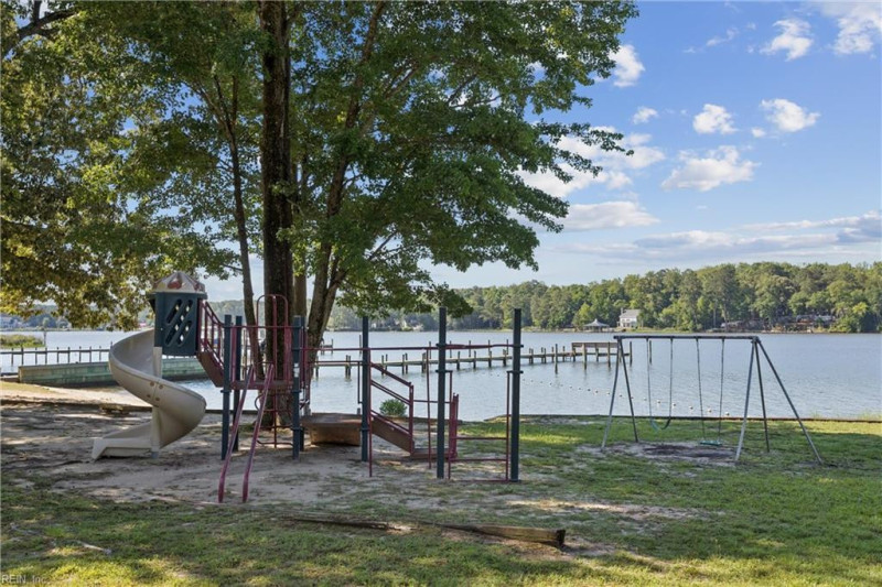 Photo 37 of 41 residential for sale in Middlesex County virginia