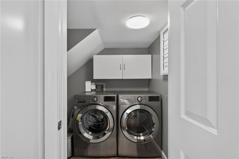 Photo 16 of 46 residential for sale in Norfolk virginia