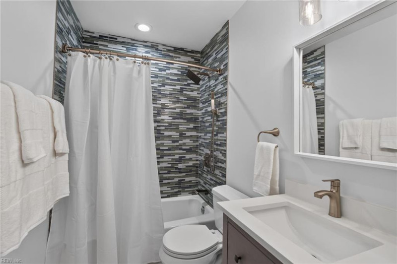 Photo 27 of 46 residential for sale in Norfolk virginia
