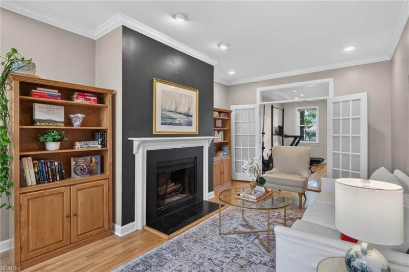 Photo 3 of 46 residential for sale in Norfolk virginia