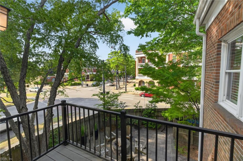 Photo 34 of 46 residential for sale in Norfolk virginia