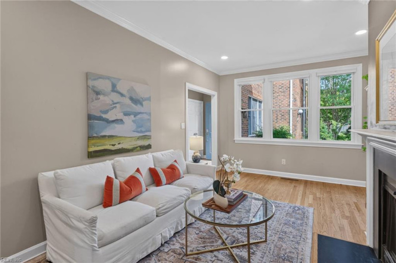 Photo 5 of 46 residential for sale in Norfolk virginia
