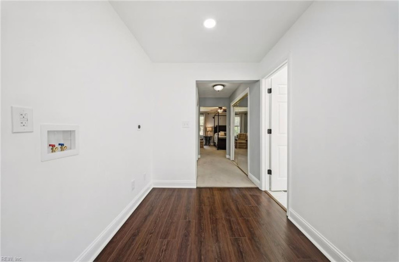 Photo 15 of 47 residential for sale in Virginia Beach virginia