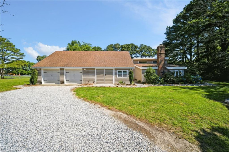Photo 2 of 47 residential for sale in Virginia Beach virginia