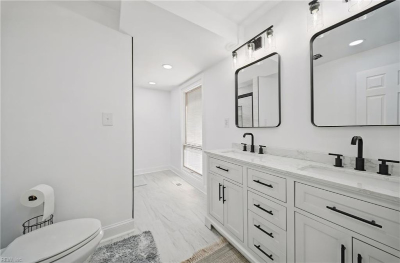 Photo 29 of 47 residential for sale in Virginia Beach virginia