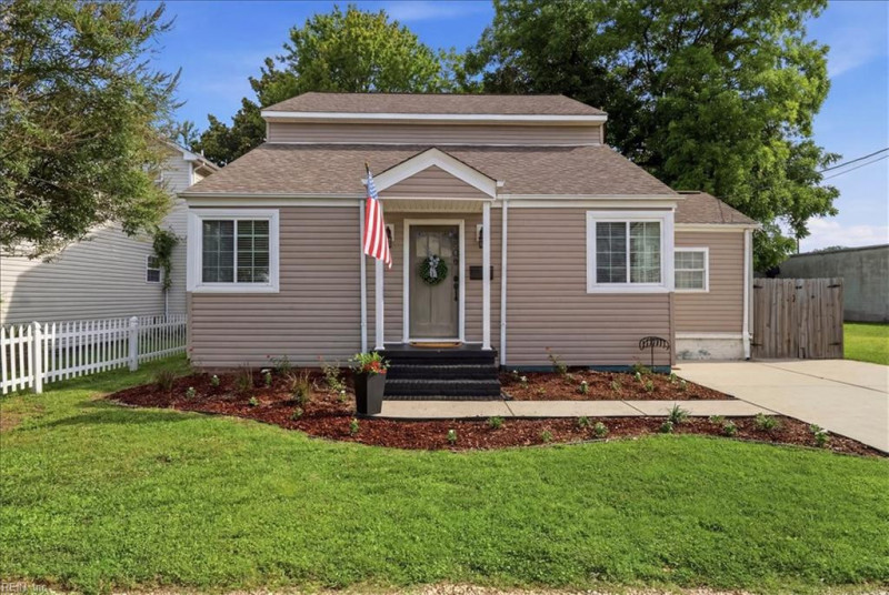 Photo 1 of 36 residential for sale in Virginia Beach virginia