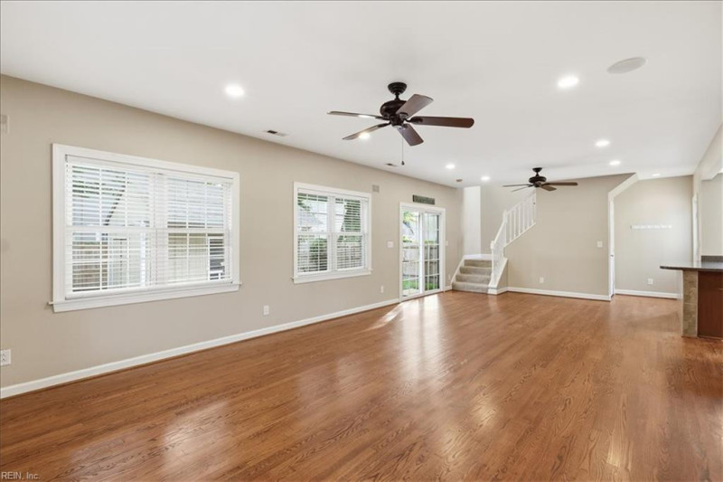 Photo 10 of 36 residential for sale in Virginia Beach virginia