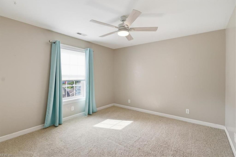 Photo 18 of 36 residential for sale in Virginia Beach virginia
