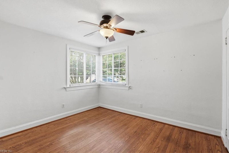 Photo 26 of 36 residential for sale in Virginia Beach virginia