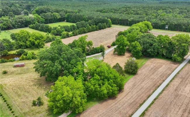 1458 New Point Comfort Highway, Mathews County, VA 23109
