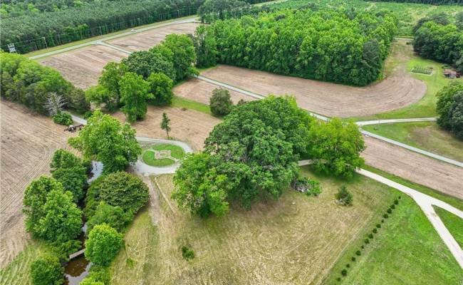 1458 New Point Comfort Highway, Mathews County, VA 23109
