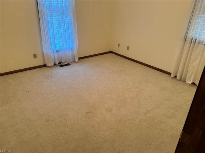 Photo 13 of 29 residential for sale in Chesapeake virginia Photo 13 of 29 residential for sale in Chesapeake virginia