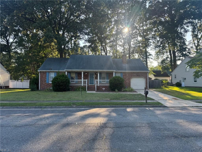 Photo 2 of 29 residential for sale in Chesapeake virginia Photo 2 of 29 residential for sale in Chesapeake virginia