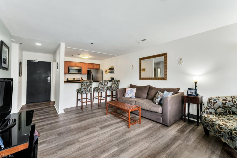 Photo 10 of 36 residential for sale in Virginia Beach virginia