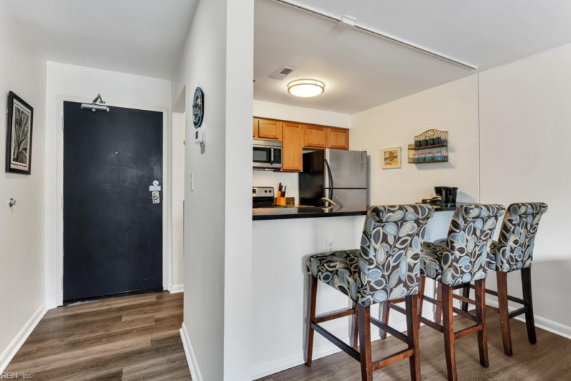 Photo 11 of 36 residential for sale in Virginia Beach virginia