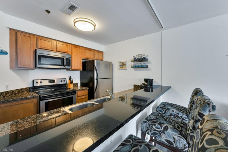 Photo 13 of 36 residential for sale in Virginia Beach virginia