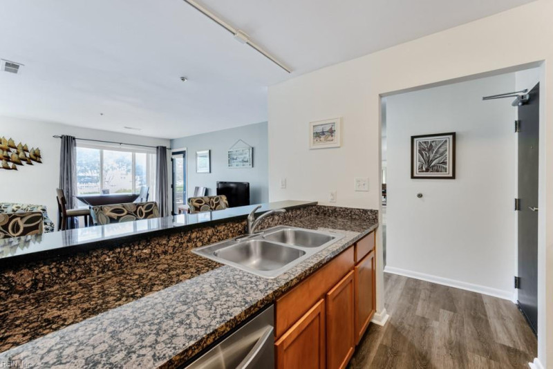 Photo 15 of 36 residential for sale in Virginia Beach virginia